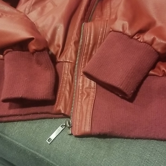 jacket - Picture 6 of 6